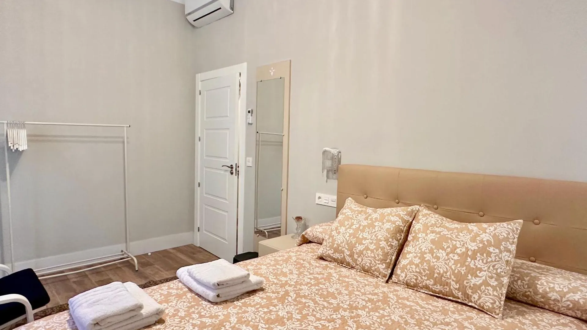 Fabuloso Apartamento Azacayas City Center Granada Spain
